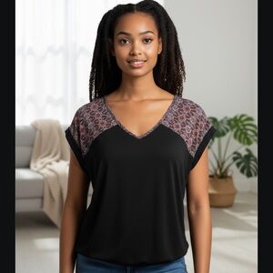 PerSeption Concept Large Black and Pink Graphic Blouse